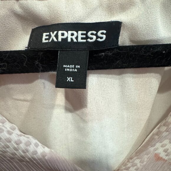 Floral Ruffle Neck Tiered Mini Shift Dress - Picture 5 of 6